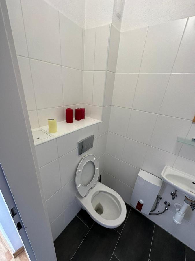 Central Plaza Mini Apartment 1 Bruck an der Leitha Exterior foto
