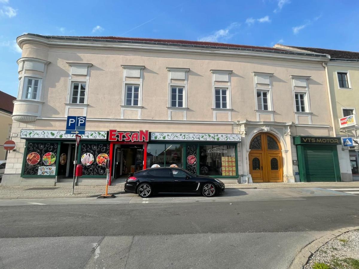 Central Plaza Mini Apartment 1 Bruck an der Leitha Exterior foto