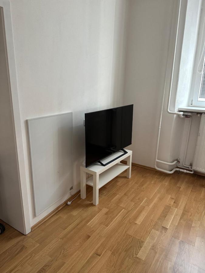 Central Plaza Mini Apartment 1 Bruck an der Leitha Exterior foto